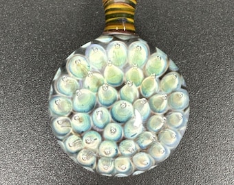 Pendentif artistique fait main en verre boro, implosion de piège à air, nuances bleu-vert, chalumeau enivrant borosilicate, breloque perle focale