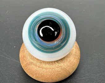 Zeitgenössische Kunst Glas Augapfel Marmor 1,11" Handgefertigtes MIB, mehrfarbige Iris, Boro-Glasauge, berauschendes Borosilikat-Lampwork