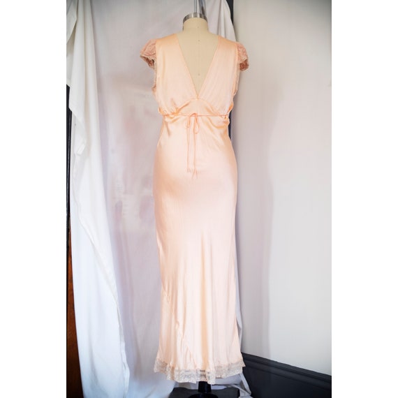 Vintage 1940s Lingerie, 30s-40s Peach Satin Lace … - image 3