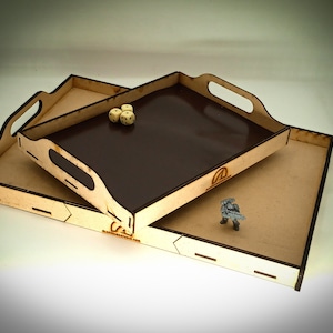 Toernooitrays voor miniatuurspelletjes op tafel
