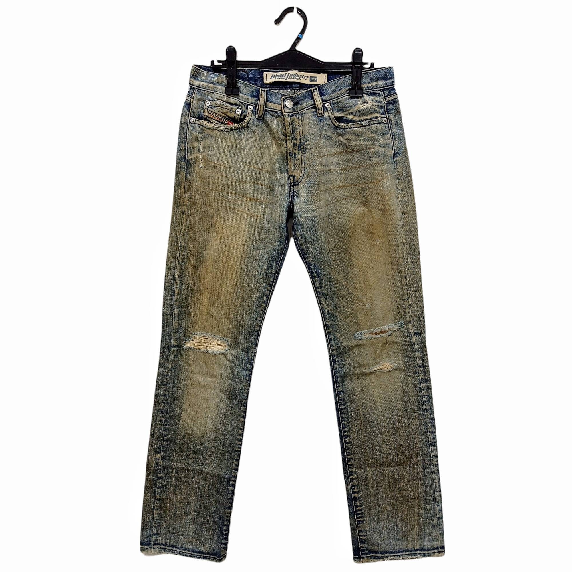 パンツ made in Italy fading denim pants 90s Vintage 90s Diesel Italy Distressed Jeans Streetwear Size W 33 X L