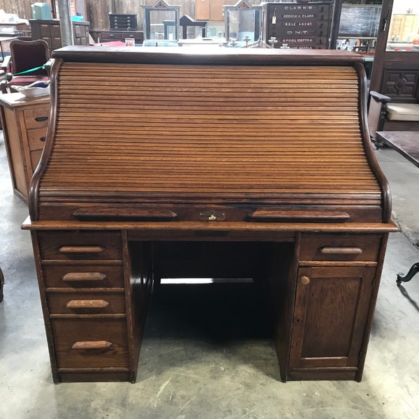 Oak Antique Roll Top Desk