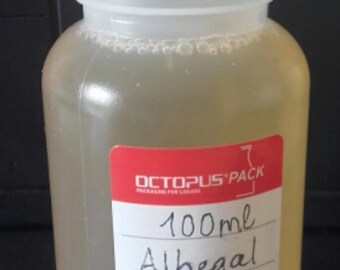May include: A clear plastic bottle with a white lid, containing a yellow liquid. The bottle has a label that says "100ml Albegal SET" and "Date: 1.9.202".