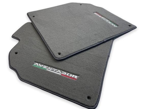 未使用　ランボルギーニ　アヴェンタドール用フロアマット　2枚1台分　黒×赤 ランボルギーニ アヴェンタドール 2012-2022 用フロアマット レッド