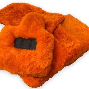 Orange Genuine Sheepskin Floor Mats For Rolls Royce Black ER56 Design Luxury ( Wraith / Shadow / Phantom / Ghost / Dawn / Cullinan )