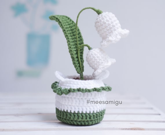 Maiglöckchen im Topf gehäkelt, PDF Sofort-Download der Anleitung, Amigurumi Häkelanleitungen mit Bildern