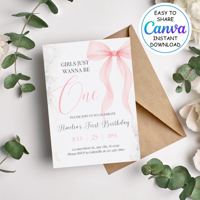 Puede incluir: Una invitaci&oacute;n imprimible rosa y blanca para un primer cumplea&ntilde;os. La invitaci&oacute;n presenta un lazo rosa, las palabras "Girls Just Wanna Be One" y el texto "Please join us to celebrate Amelia's First Birthday".