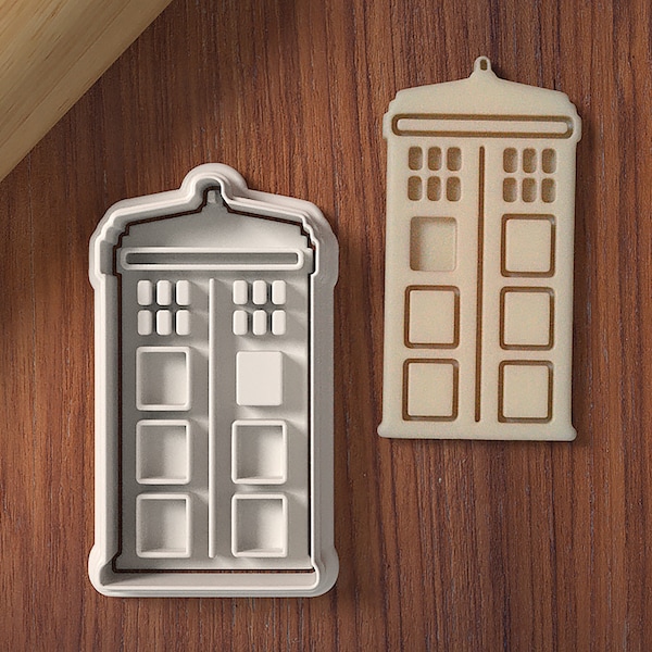 Dr Who Tardis Cabin Cookie Cutter and Stamp Set - Cookie Cutter - Fondant Cutter - Clay Cutter - Baker Dreams