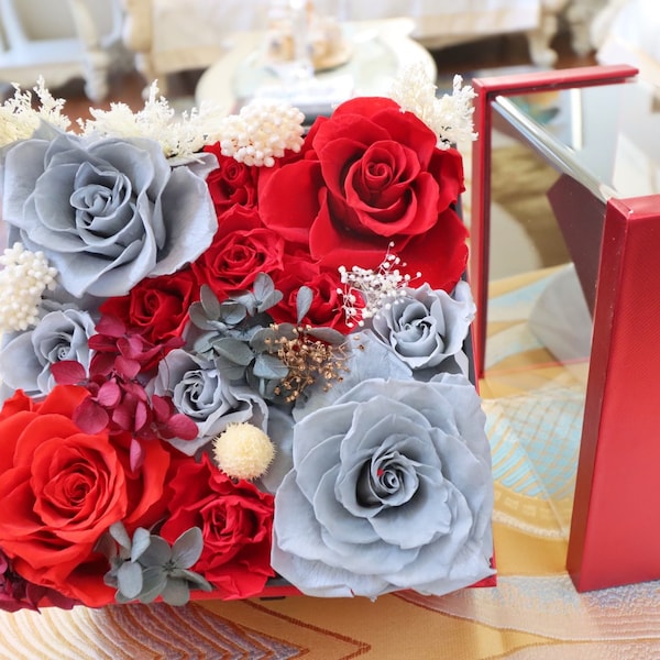 Boîte cube acrylique de roses rouges éternelles | Boîte de fleurs préservées | Boîte à fleurs de mariage | Rose de fleur de fête des mères | Coffret Rose Saint Valentin