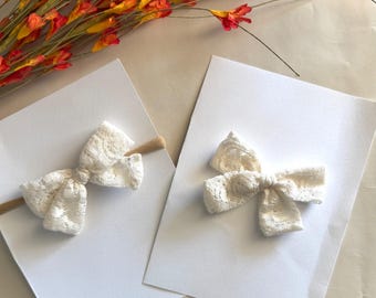 Ivory hair bow, bow for girls, baby headband bow, toddler bows, cute hair bows