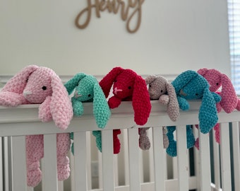 Konijntje handgemaakte haak geknoopte Lovey Snuggler | Amigurumi | Op bestelling gemaakt | Handgemaakt speelgoed | Handgemaakt babycadeau | Paascadeau