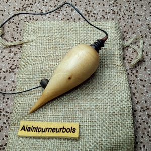 Dogwood and ebony. Precise ball pendulum weighted at 22g for dowsing, divination, source, geobiology.