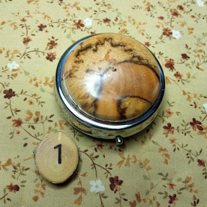 personalisierbare Pillendose, Geheimdose aus Holz