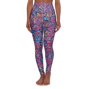 Blue Pink Floral Leggings, Yoga Pants, Stretchy Workout Tights, Boho Fitness Leggings, Floral Print Athletic Wear, High Waisted Leggings