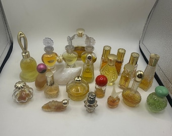 【超希少】エイボン　ワンちゃん　香水瓶 超希少】エイボンワンちゃん香水瓶