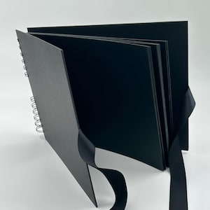 Scrapbooking Album by Gray Lane - 80 pages (40 sheets) Black Album
