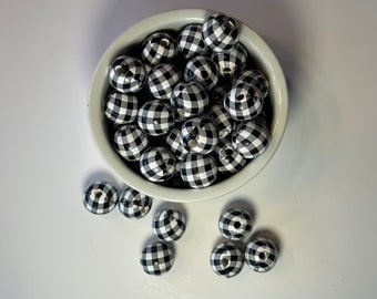 Buffalo Plaid Wooden Beads White/Black - 16mm, 18mm, and 20mm - Set of 10