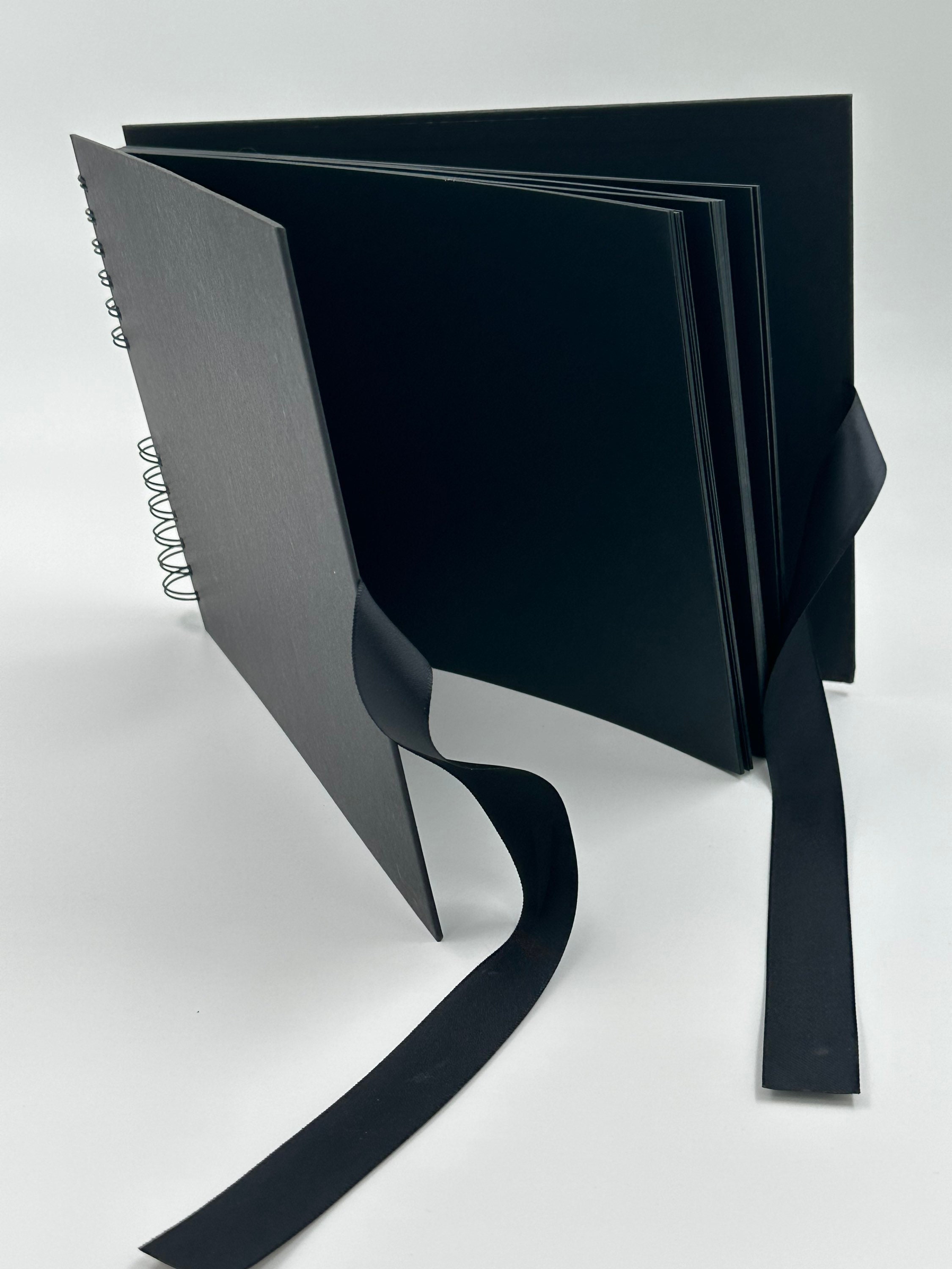 Scrapbook Album, A4 Ribbon Photo Album,with 15 Black Pages,Black