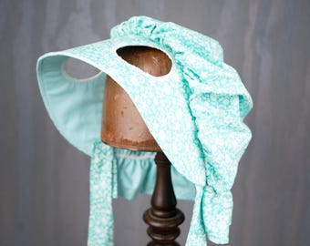 Laguna Florale  - Prairie Hat for Mini Horse