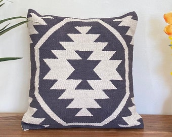 Boho Throw Pillow cover | Kilim throw pillow cover | Decorative Pillow Cover | Geometric Pattern cushion cover | Grey Black White Pillow