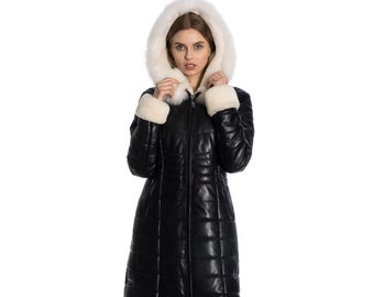 Women leather Puffer coat in genuine leather , Fur collar  , Winter coat , Gifts for her , Personalized gifts, Christmas Gifts, Gifts,