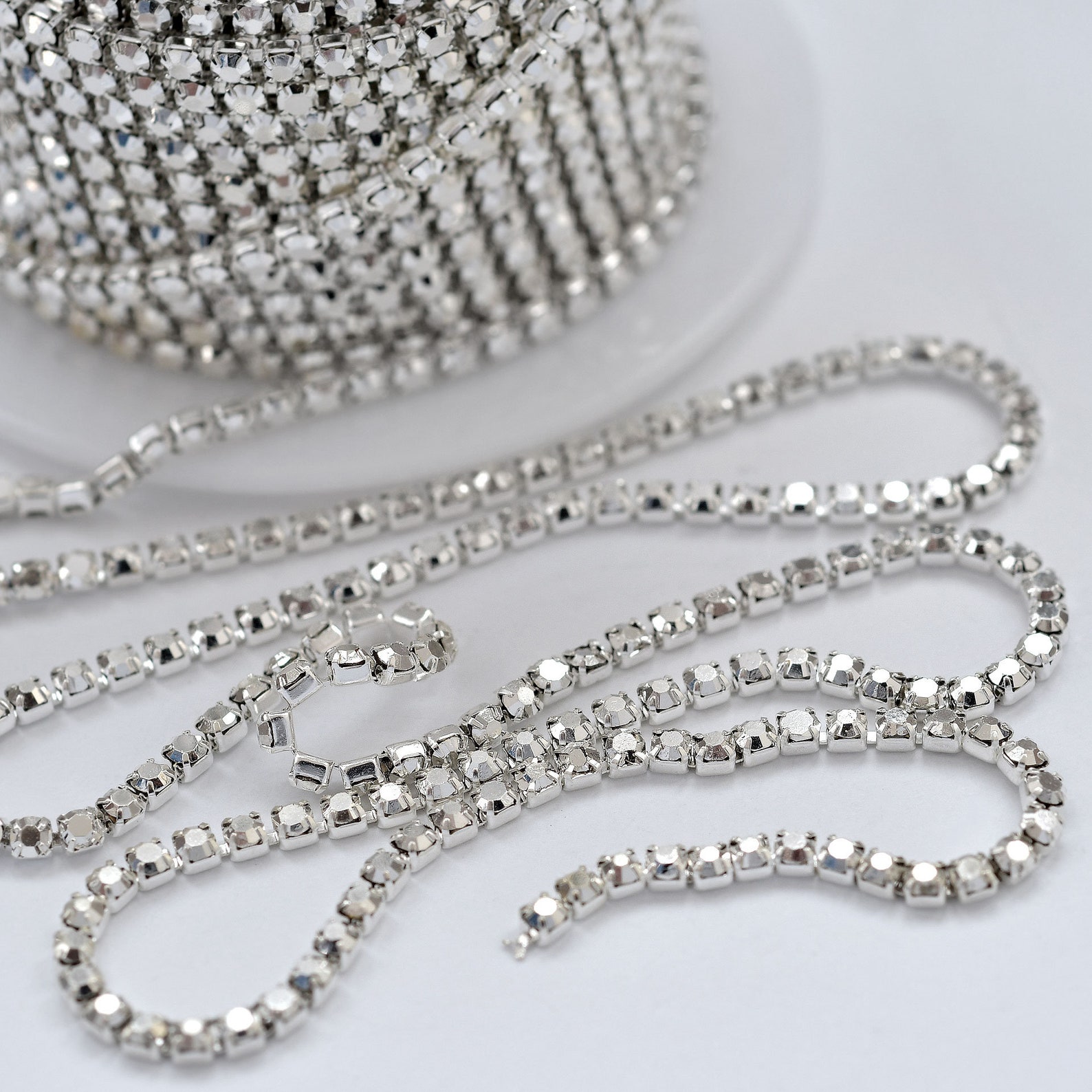 Rhinestone Chain 2*2 Mm, SS6 Crystal Trim With Flatback Rhinestones ...