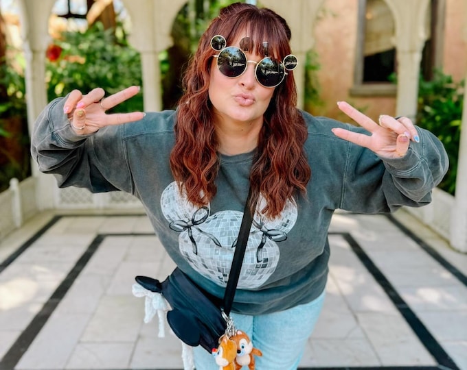 Featured listing image: Mickey Sunglasses