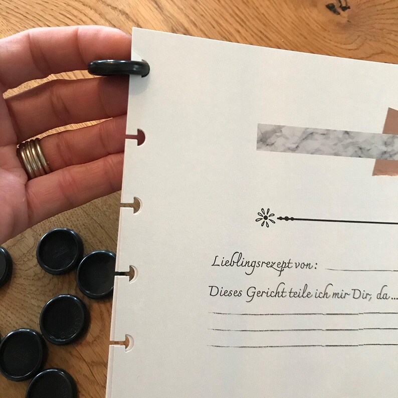 Kochbuch Rezeptordner zum Selbst Ausfüllen – Co‑Cooking Journal – DIY Rezeptalbum mit 18 pages – Geschenk zur Hochzeit, Familie & Freunde image 7