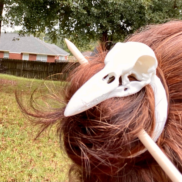 Raven Skull Bun Hair Circle Holder