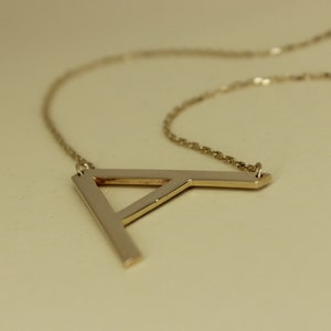 Colar com letra maiúscula grande inicial em ouro maciço 14K, inicial do colar com nome, A B C D E F G H I J K L M N O P R S T U W Y Z Todas as letras iniciais
