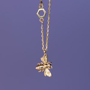 14K Real Gold Bee Honeycomb Necklace, Gold Bee Necklace With Single Honeycomb, Dainty Bumblebee Necklace, Flying Honey Bee Necklace