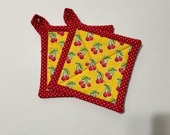 Cherries potholder/oven mitts set (handmade), kitchen decor, holidays gift idea, unique gifts for her, Mother&#39;s Day gift, Valentine&#39;s Day