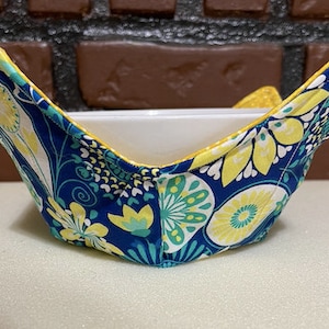 Microwavable bowl cozy reversible handmade, unique gift for her, kitchen decor, Christmas gift, Valentine&#39;s Day gift, Mother&#39;s Day gift