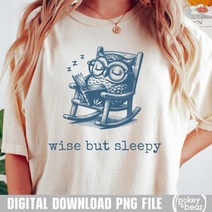 Diseño de sublimación de búho soñoliento, diseño de camiseta de búho lindo, diseño de cita de animal, diseño de camiseta retro vintage, diseño de lectura, descarga de PNG
