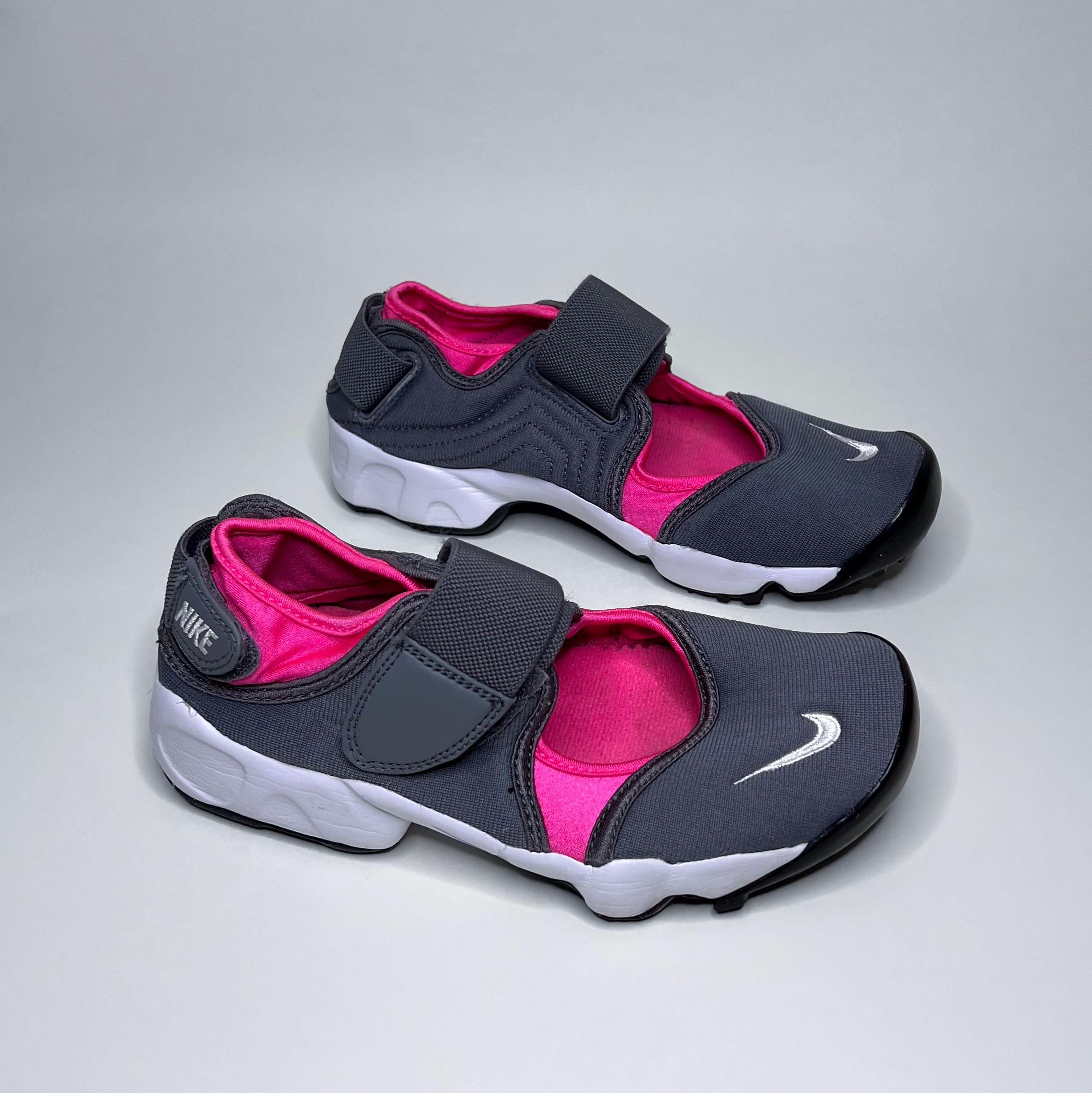 nike rift junior pink
