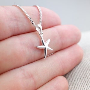 Sterling Silver Starfish Charm Pendant Necklace - Diamond Cut Sterling Silver Chain - Animal Jewellery