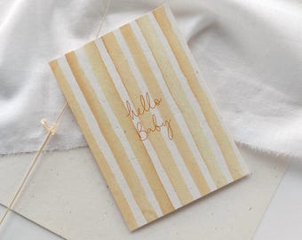 Carte de naissance « Bonjour Bébé » sur papier paille | Carte de naissance aquarelle | Carte de félicitations | Carte de vœux pour les parents à rayures jaunes | Fille | Garçon