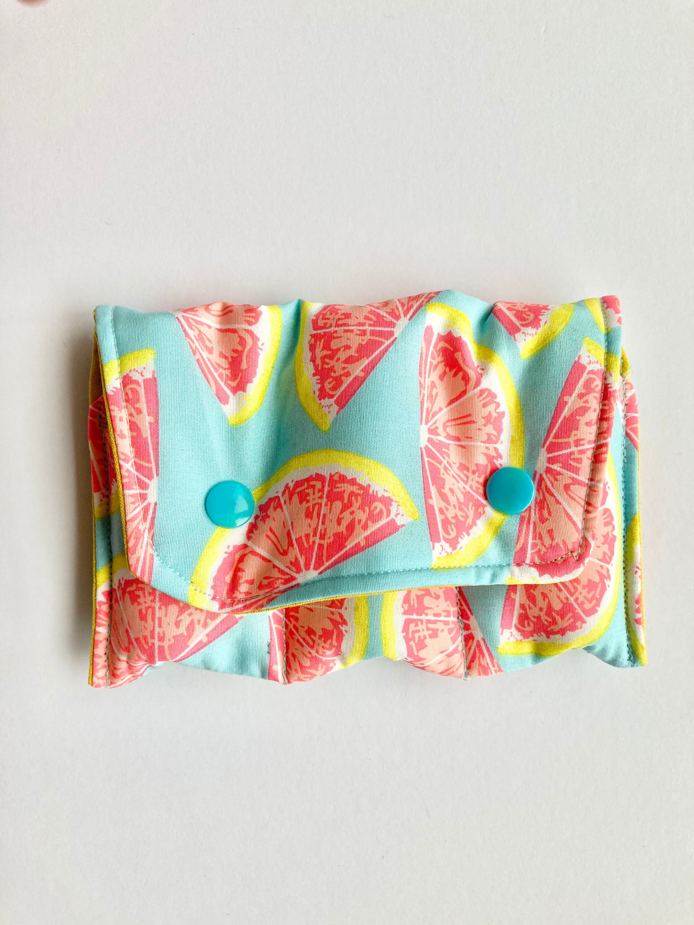 Grapefruit Roller Bottle Pouch Etsy.de