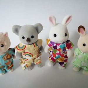 Mono corto para familias sylvanian/bichos calico. Colección infantil de ropa de moda forestal.