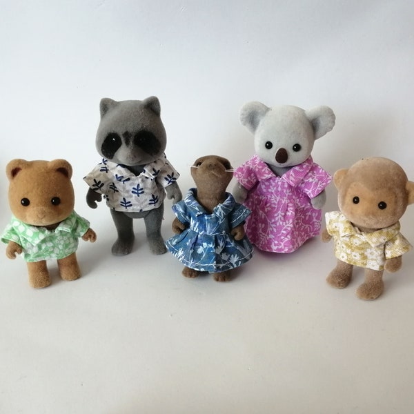Shirts for animal toy. Floral family collection forest fashion clothes.