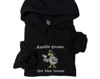 Lustiges Tante Hoodie – Tante Gans auf dem Lose – Besticktes Gans Sweatshirt – Cooles Tante Geschenk – Lustiges Brunch Shirt – schrulliges Tante Outfit