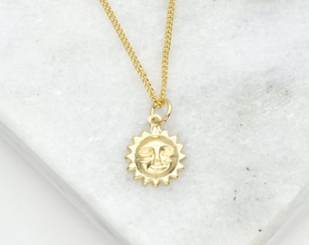 Dainty 18K Gold Sun Necklace, Gold Sun Face Necklace for Women, Simple Gold Drop Necklace, Minimalist Sun Pendant Gold Sun Beach Jewelry EB9