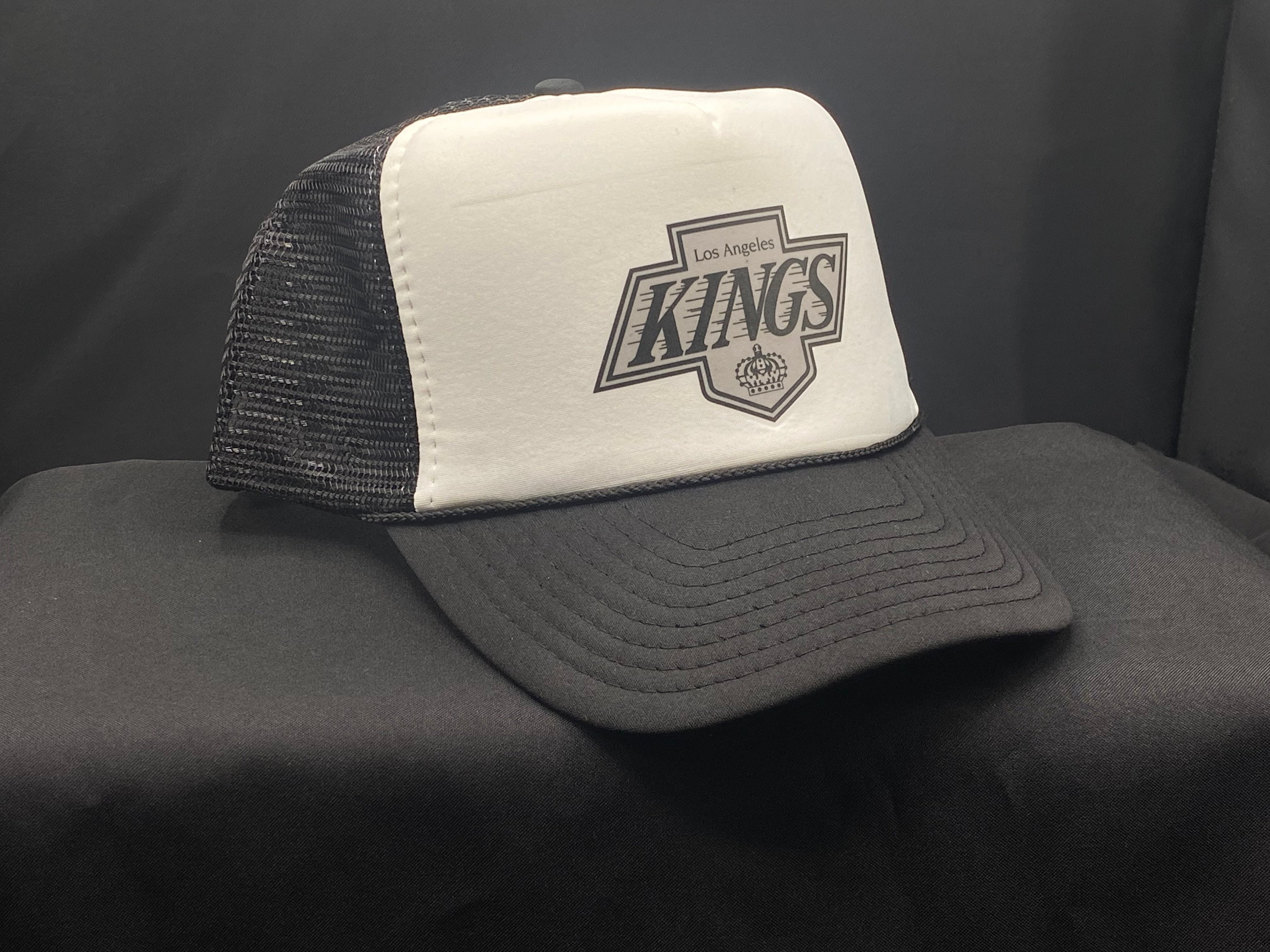 LOS ANGELES KINGS VINTAGE DEADSTOCK LOGO 7 SNAP BACK HAT/CAP