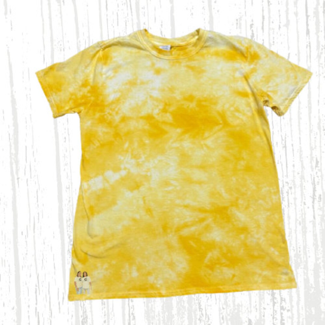 tie dye on yellow shirt