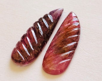 Talla de hoja de turmalina natural, par de pendientes a juego (25,4 x 8 x 2,4 mm)