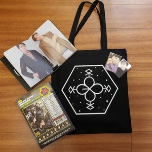 EXO Universe Tote
