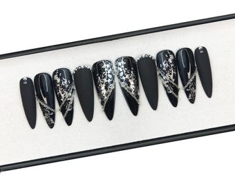 Black Chain Press On Nails | Silver Long Stiletto Gothic Nails | Edgy Punk Grunge Nail Set Almond | Luxury Dark Aesthetic | Statement Nails