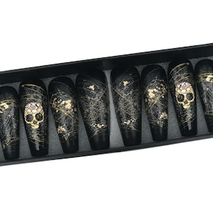 Gothic press on nails, Goth nails, Skull nails