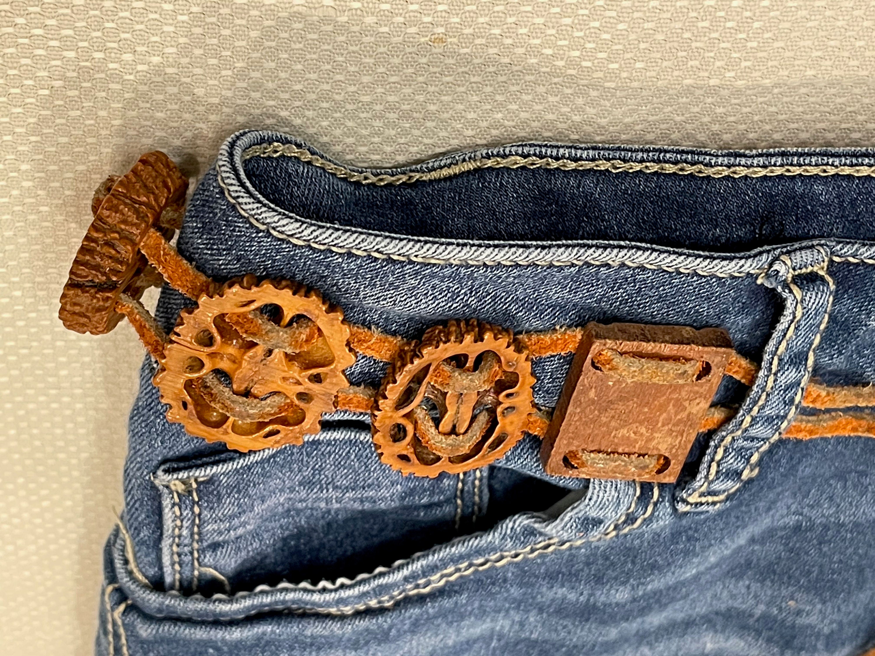 Vintage 70s Boho Belt: Walnut Shells, Wood & Leather - Etsy display picture 3