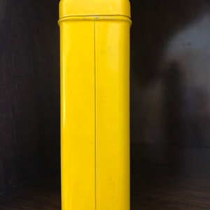 1960s DR. SCHOLL'S Foot Powder / Yellow Tin, Bromidrosis Powder, 2 oz / Very Good Condition / Vintage Medicine Pharmacy Display image 5